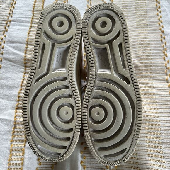 Nike Air Force 1 Women’s AF1 Sage Low Particle Beige/Phantom Platform Size 8.5 - Picture 5 of 14